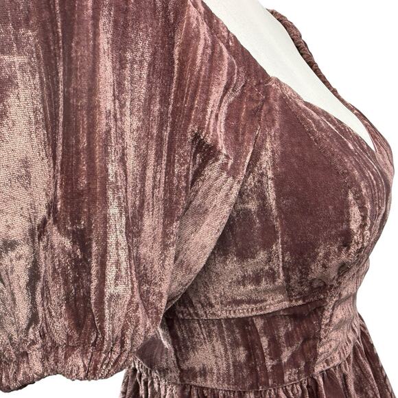 Romantic Peplum Velvet Fitted Top Puff Sleeve Plum Size XS Sweetheart Neck Fairy - Picture 3 of 7
